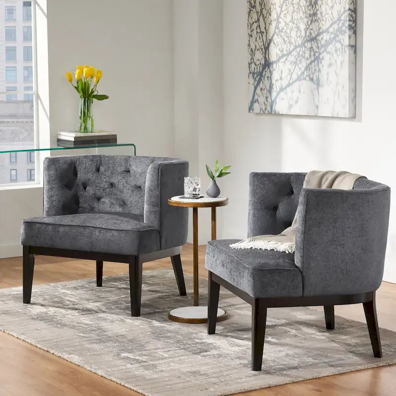 Fauteuils rembourrés avec revêtement en tissu ou en cuir artificiel (deux chaises par lot).