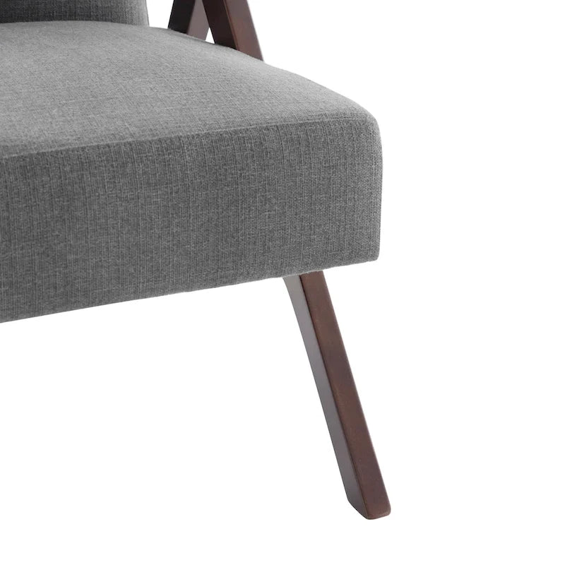 Deux chaises longues rembourrées, convenant au salon et à la chambre.