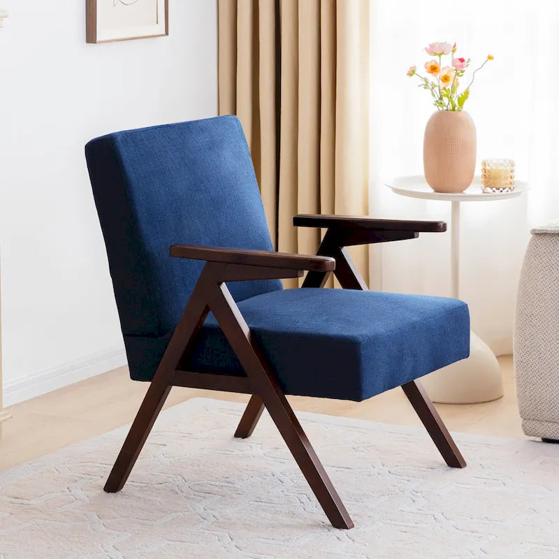 Deux chaises longues rembourrées, convenant au salon et à la chambre.