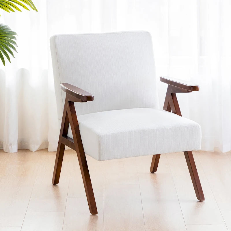 Deux chaises longues rembourrées, convenant au salon et à la chambre.