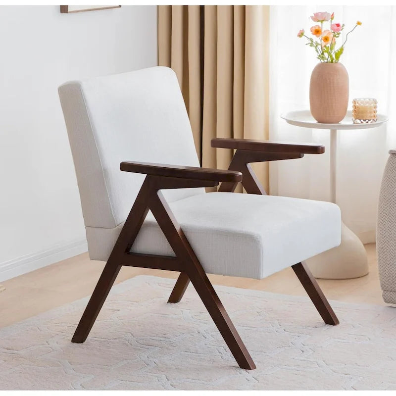 Deux chaises longues rembourrées, convenant au salon et à la chambre.
