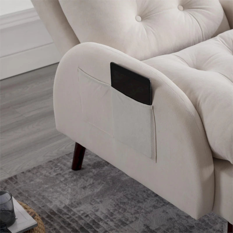 Un fauteuil inclinable rembourré avec dossier réglable et un repose-pieds de rangement.
