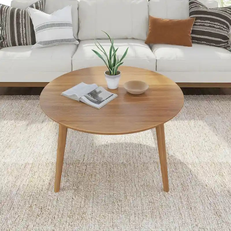 Table basse moderne de style médiéval