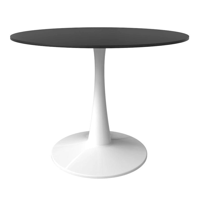 Cette table à manger ronde peut accueillir quatre personnes et dispose d'un plateau en bois MDF et d'une base en acier blanc, la rendant adaptée aux cuisines comme aux salles à manger.
