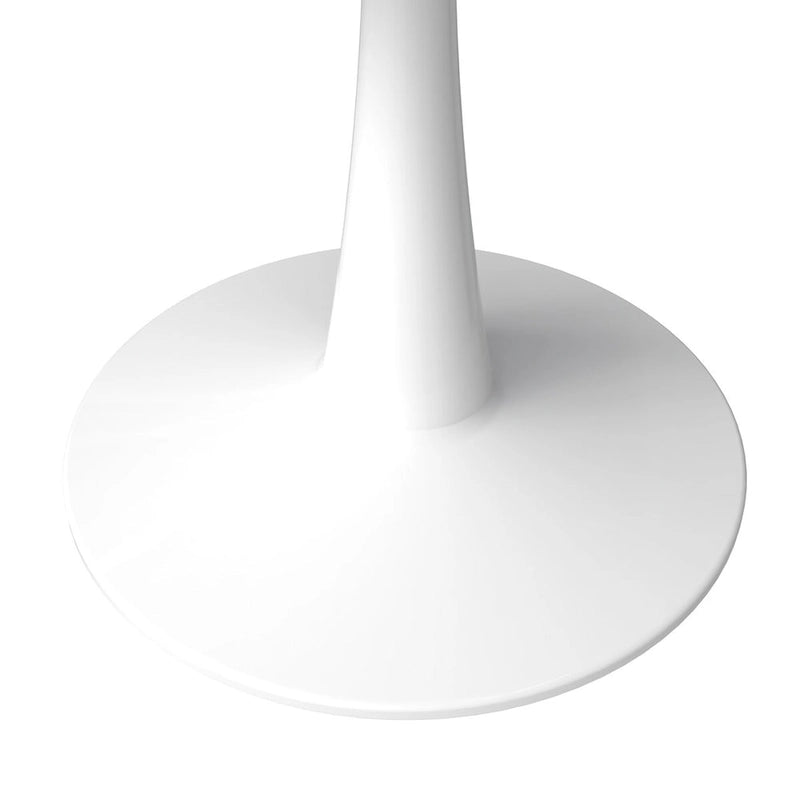 Cette table à manger ronde peut accueillir quatre personnes et dispose d'un plateau en bois MDF et d'une base en acier blanc, la rendant adaptée aux cuisines comme aux salles à manger.